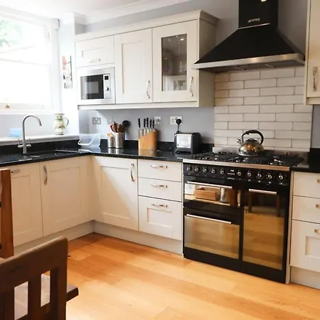 Apartment Fernbank One Bed With Garden&parking *