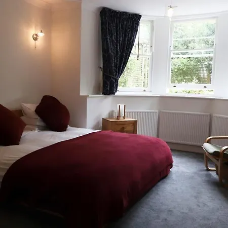 Fernbank One Bed With Garden&parking Apartment *