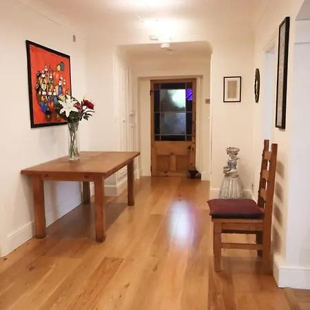 Fernbank One Bed With Garden&parking